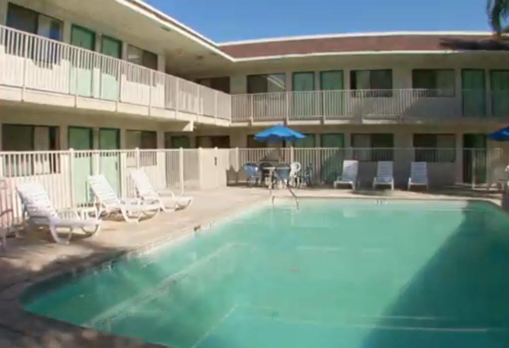 Motel 6-Bakersfield, CA - Airport Exterior foto