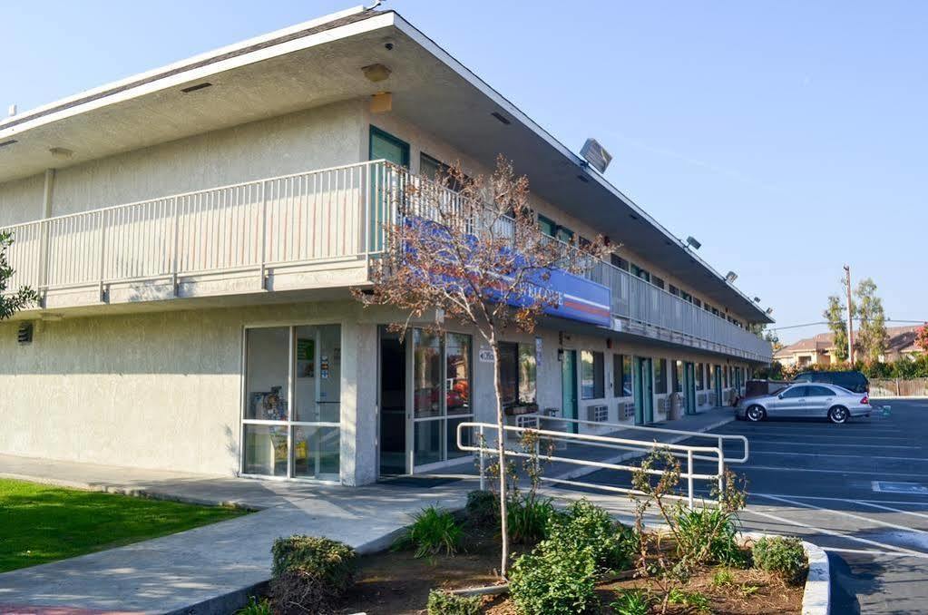 Motel 6-Bakersfield, CA - Airport Exterior foto