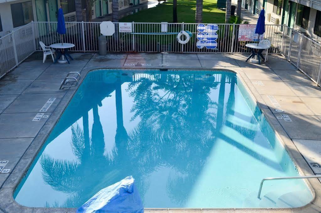 Motel 6-Bakersfield, CA - Airport Exterior foto