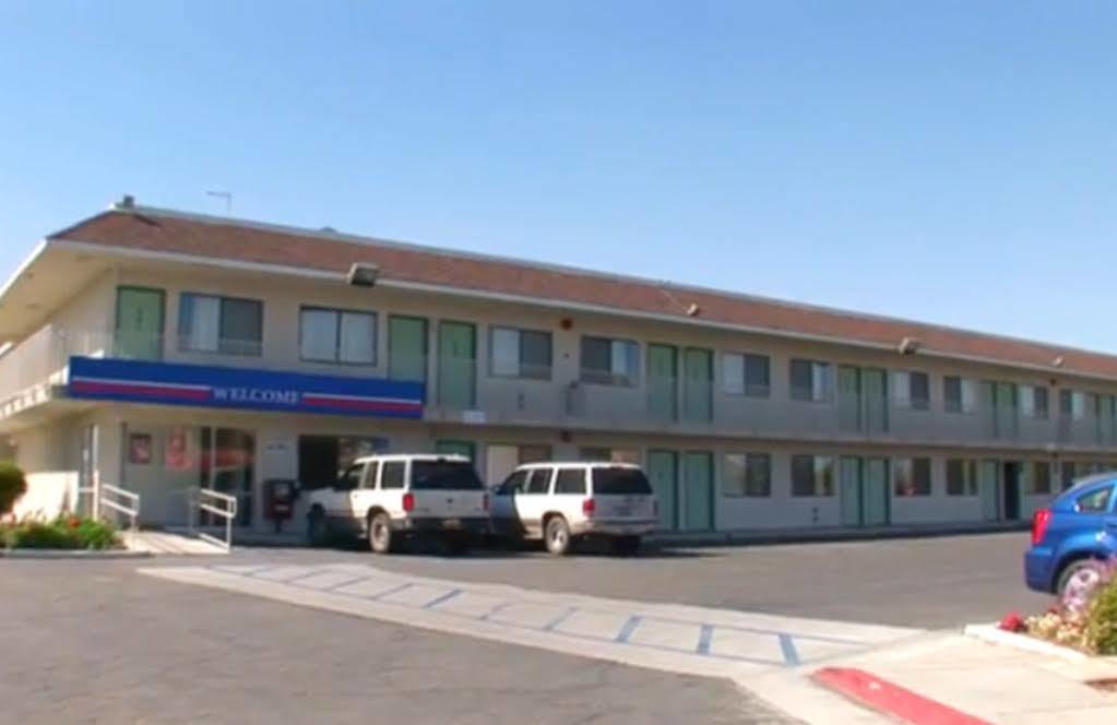 Motel 6-Bakersfield, CA - Airport Exterior foto